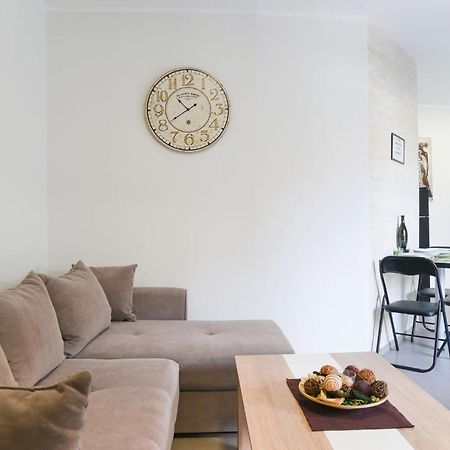 Centar Lux 3 Apartment Zrenjanin Ngoại thất bức ảnh