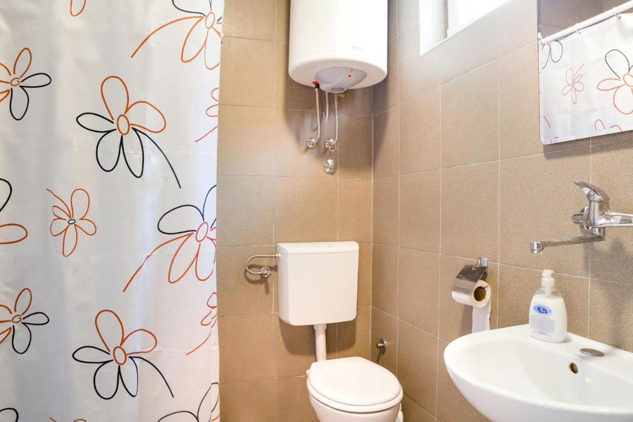 Centar Lux 3 Apartment Zrenjanin Ngoại thất bức ảnh