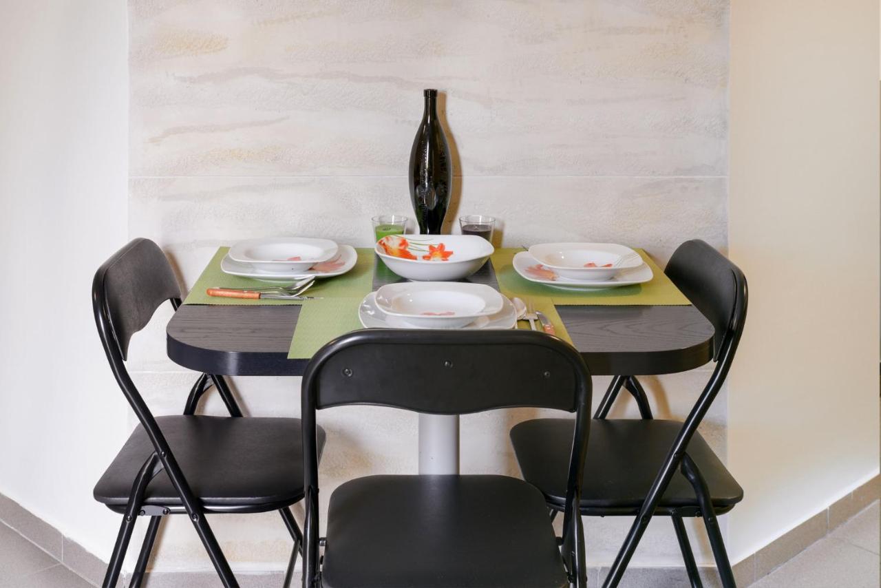 Centar Lux 3 Apartment Zrenjanin Ngoại thất bức ảnh